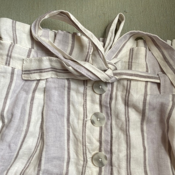 High Waisted Shorts - Picture 5 of 8